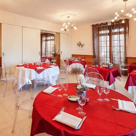 Logis Des Saveurs 2* Chasseneuil-sur-Bonnieure