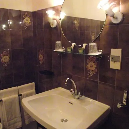 Hotel Logis Des Saveurs